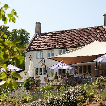 Hotel The Wheatsheaf Combe Hay Wellow  Exteriér fotografie