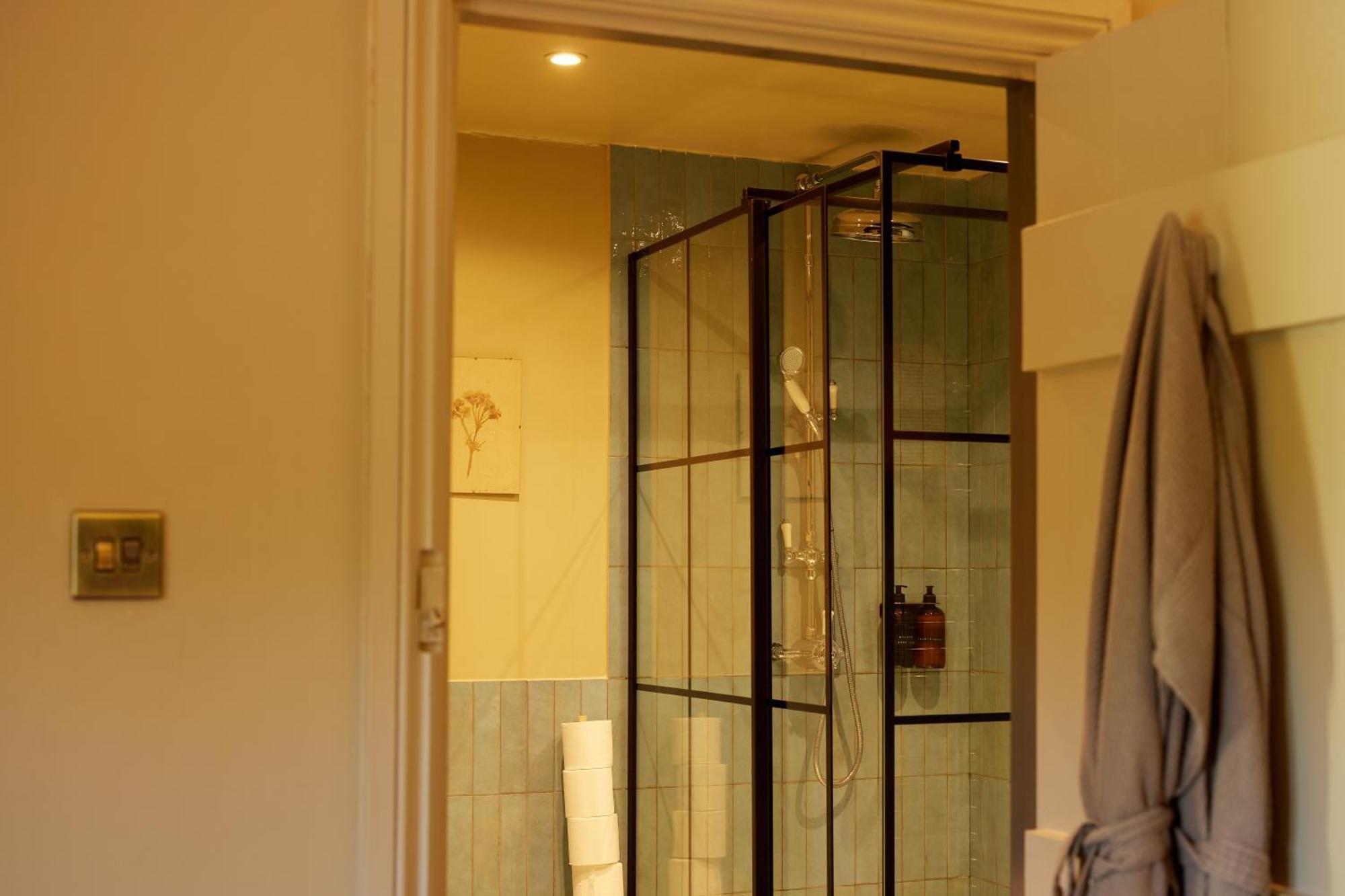 Hotel The Wheatsheaf Combe Hay Wellow  Exteriér fotografie